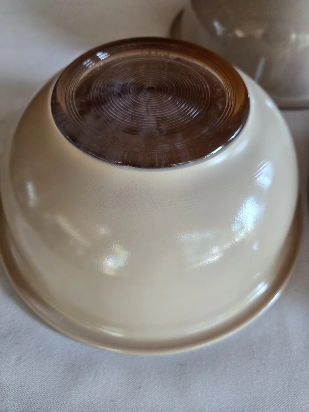 Pyrex #323 Clear Bottom Set of 3 Two-tone Tan & Cream Vintage